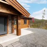 5 Bedroom Beautiful In Hébergement de vacances
