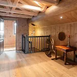 5 Bedroom Beautiful In *