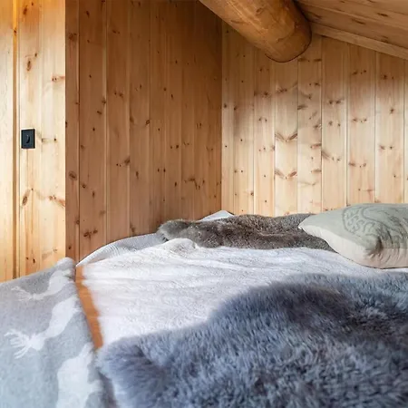 4 Bedroom Amazing In Дом отдыха