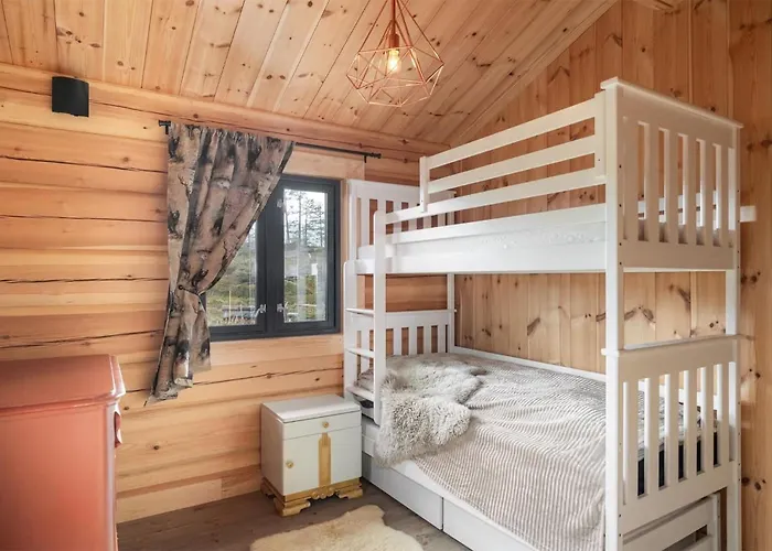 5 Bedroom Beautiful In